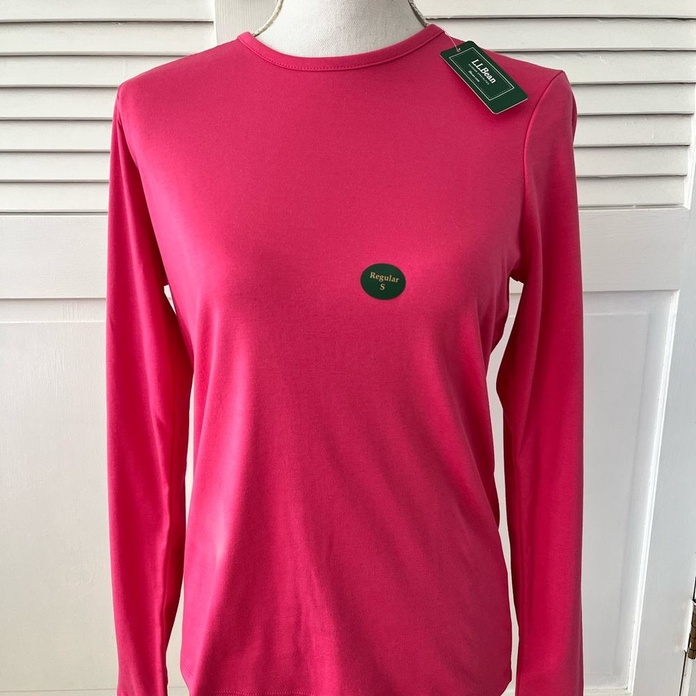 Brand new Lands End women’s long sleeve shirt size small